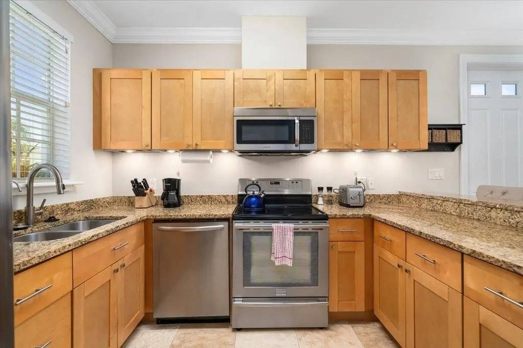 Квартира, 1216 м², 547 000$ — FAKTOR
